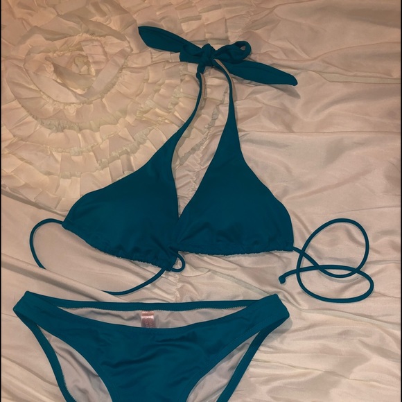 Victoria’s Secret Teal Blue Bikini - Picture 3 of 5